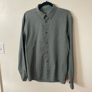 LULULEMON Men’s Airing Easy Button Down